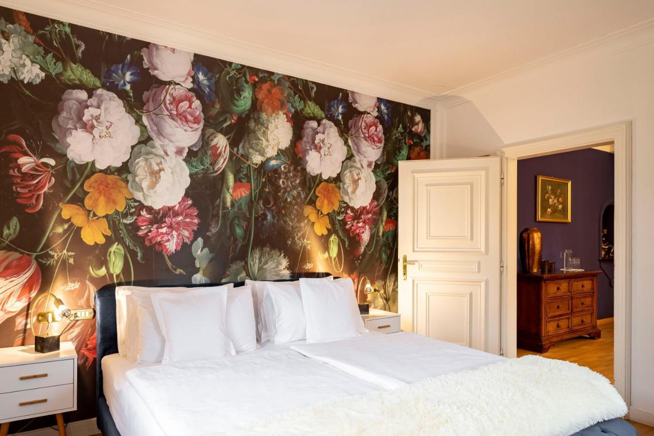 Junior Suite with Garden View,1084835803:JPEG