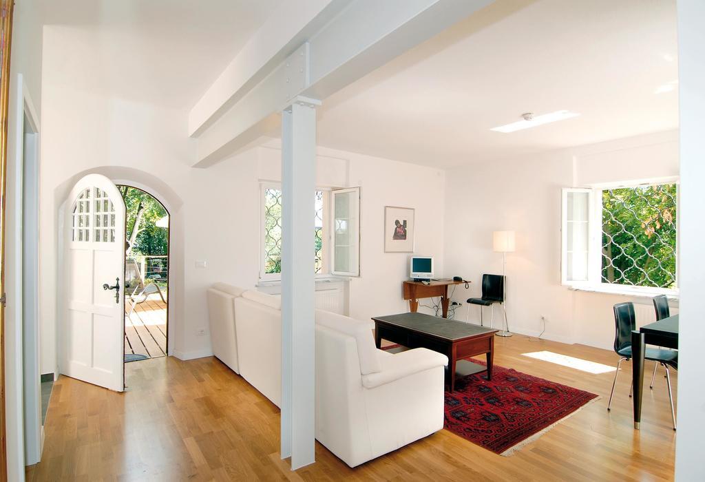 Superior Apartment